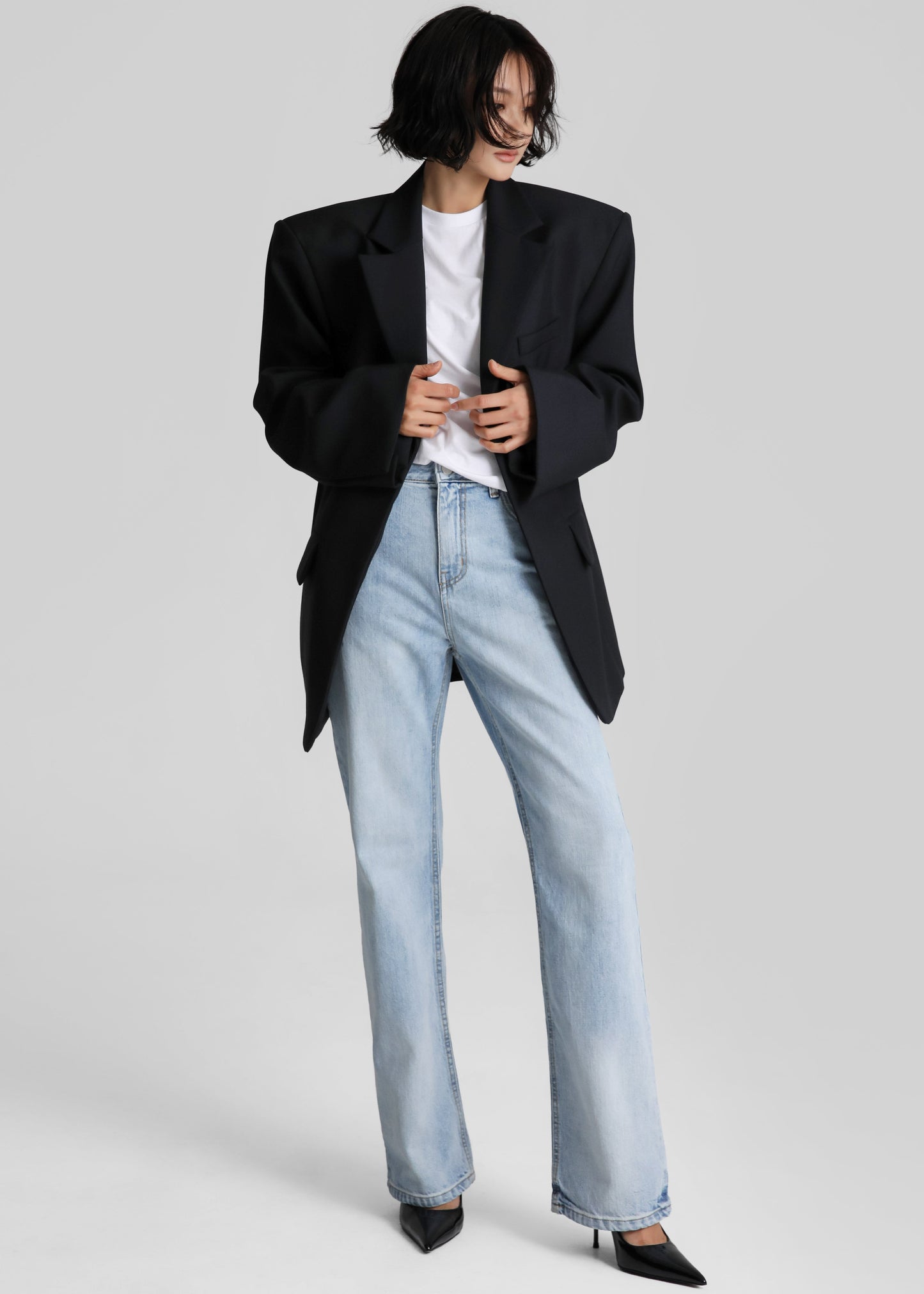 Braila Straight Leg Jeans - Light Wash