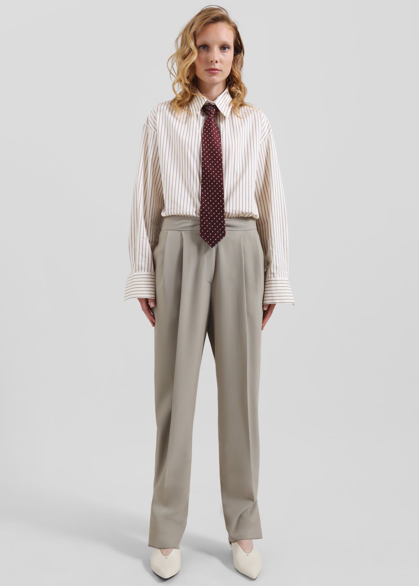 Dina Pleated Trousers - Light Taupe
