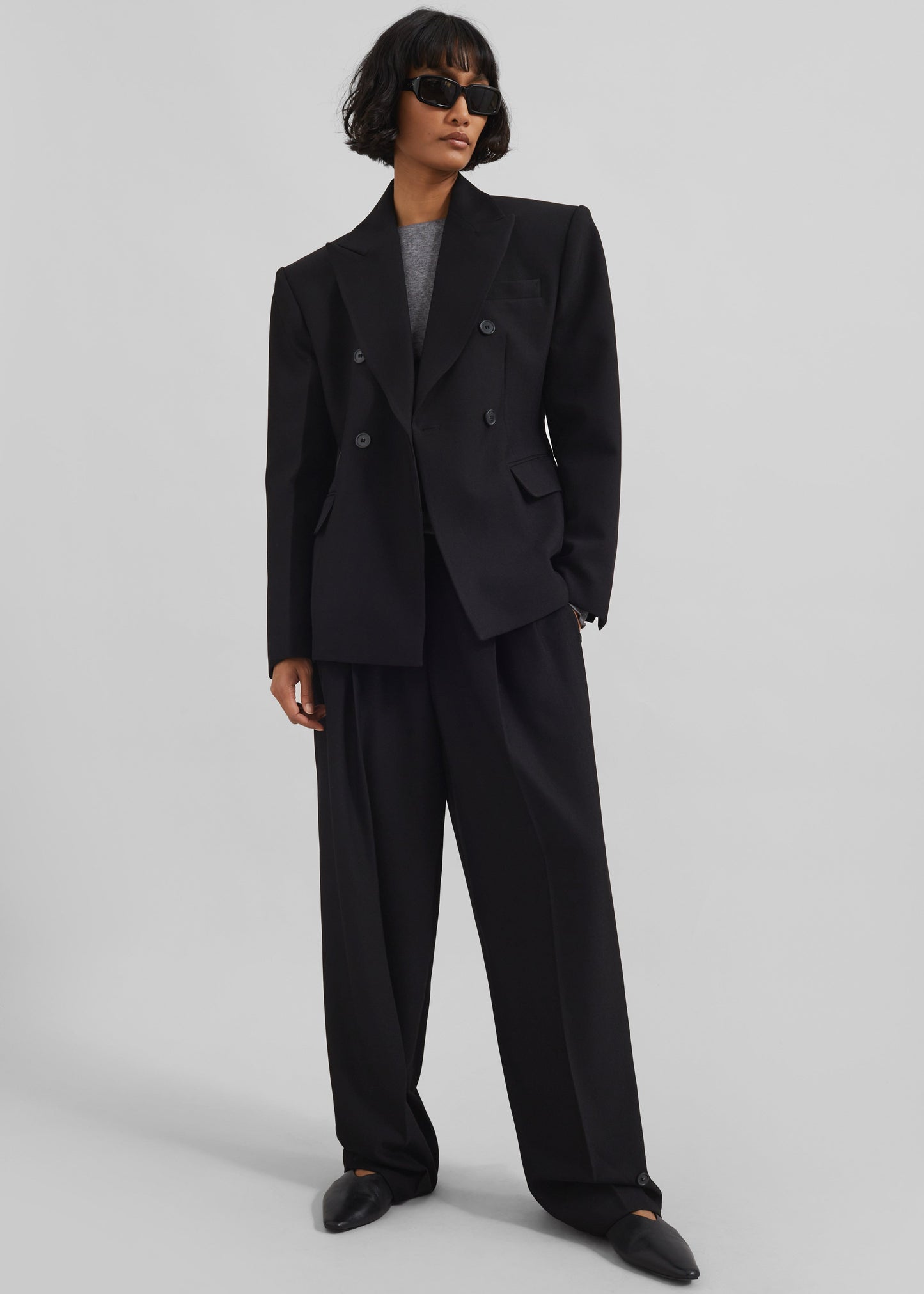 Doyer Pleated Trousers - Black