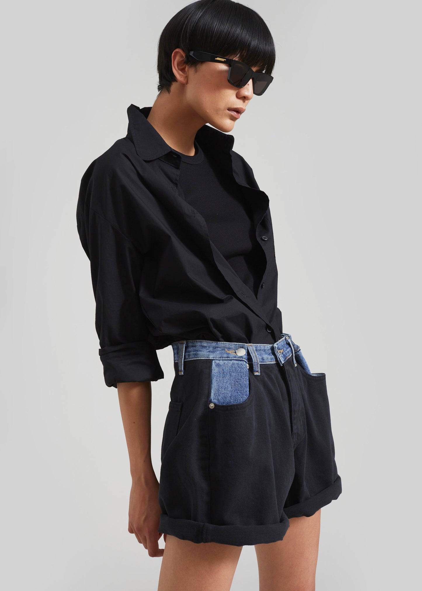 Hayla Contrast Denim Shorts - Black/Blue