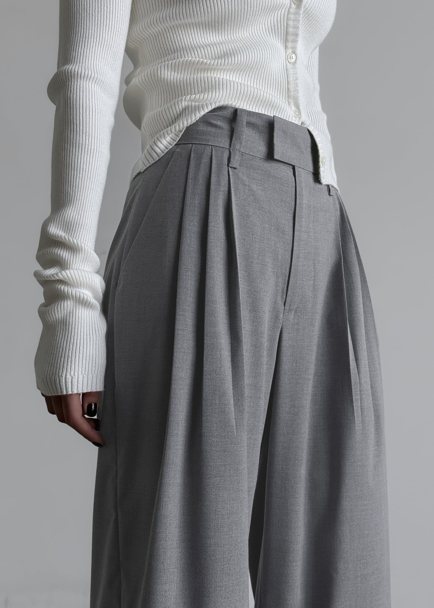 Linna Trousers - Light Grey