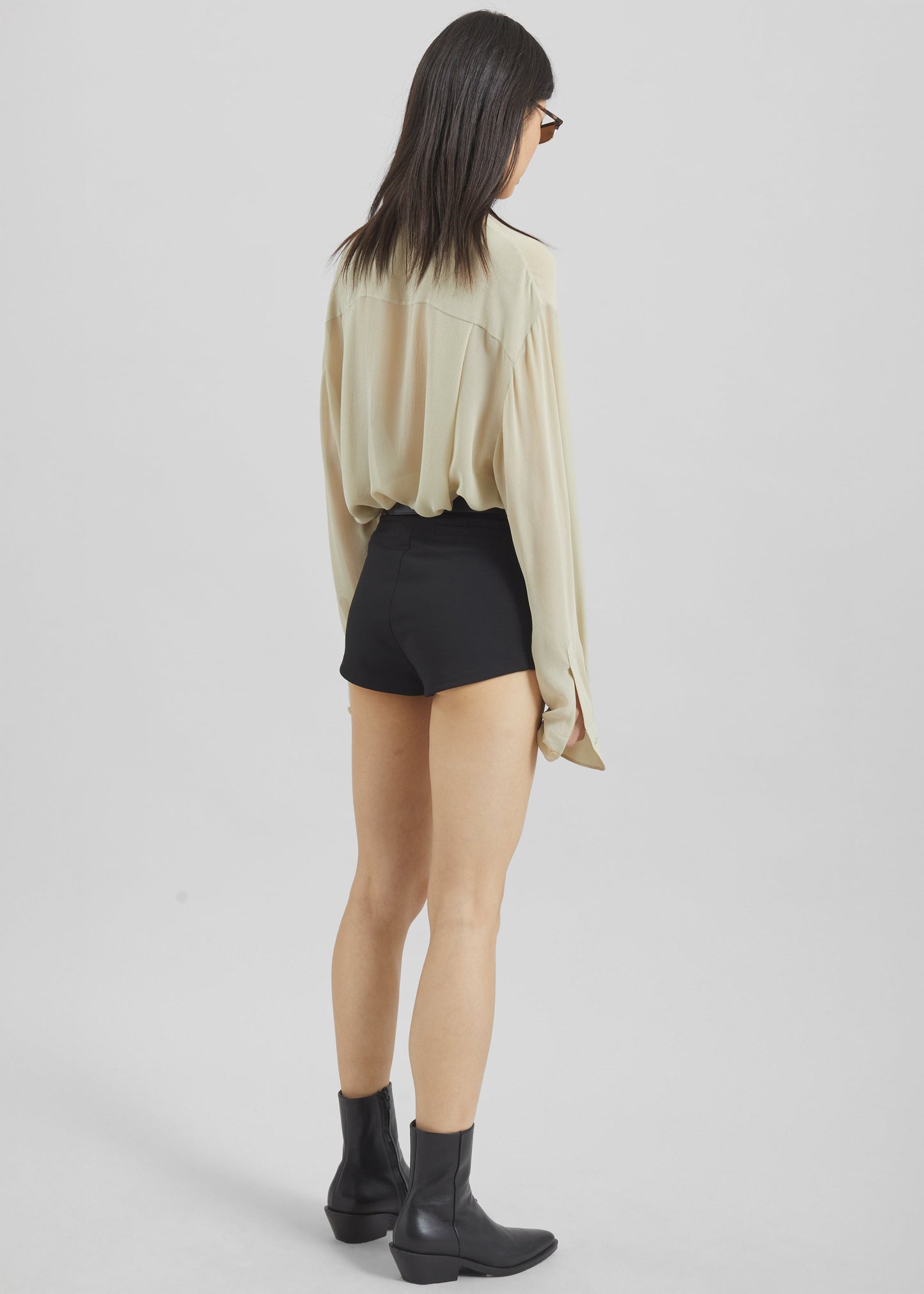 Loen Hot Pants - Black