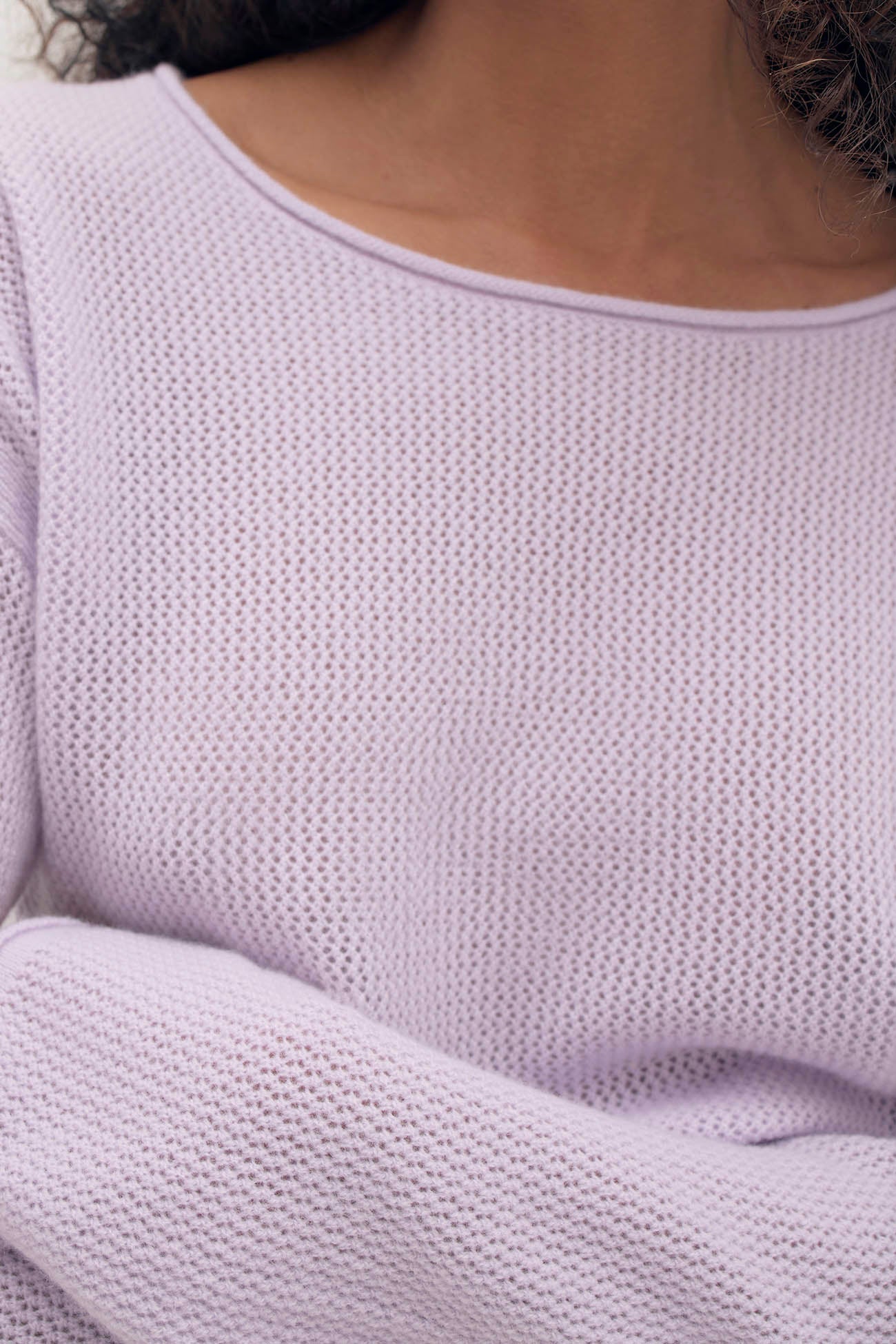 POPPIE CROPPED CASHMERE CREWNECK SWEATER