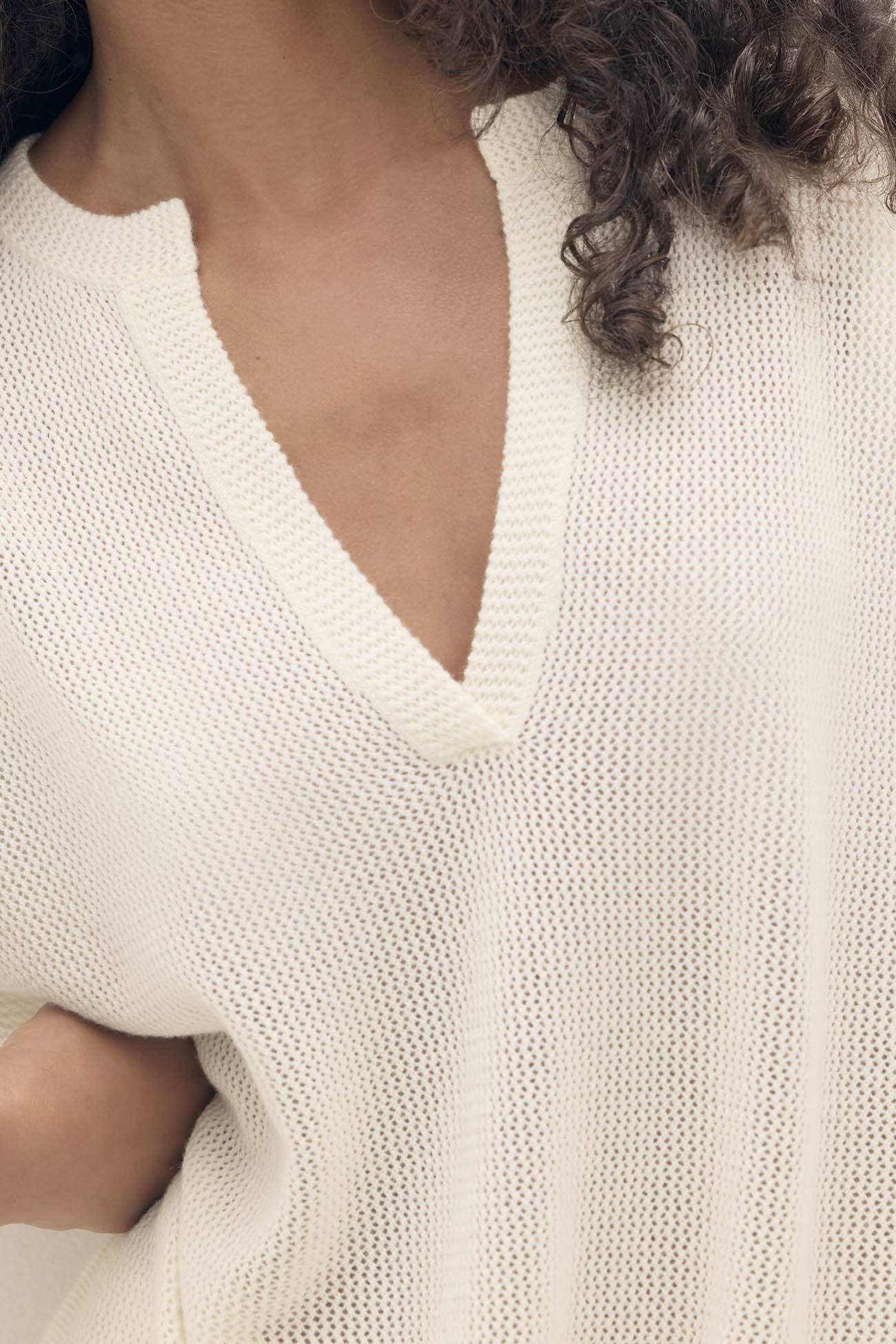 ELOWEN CASHMERE TUNIC