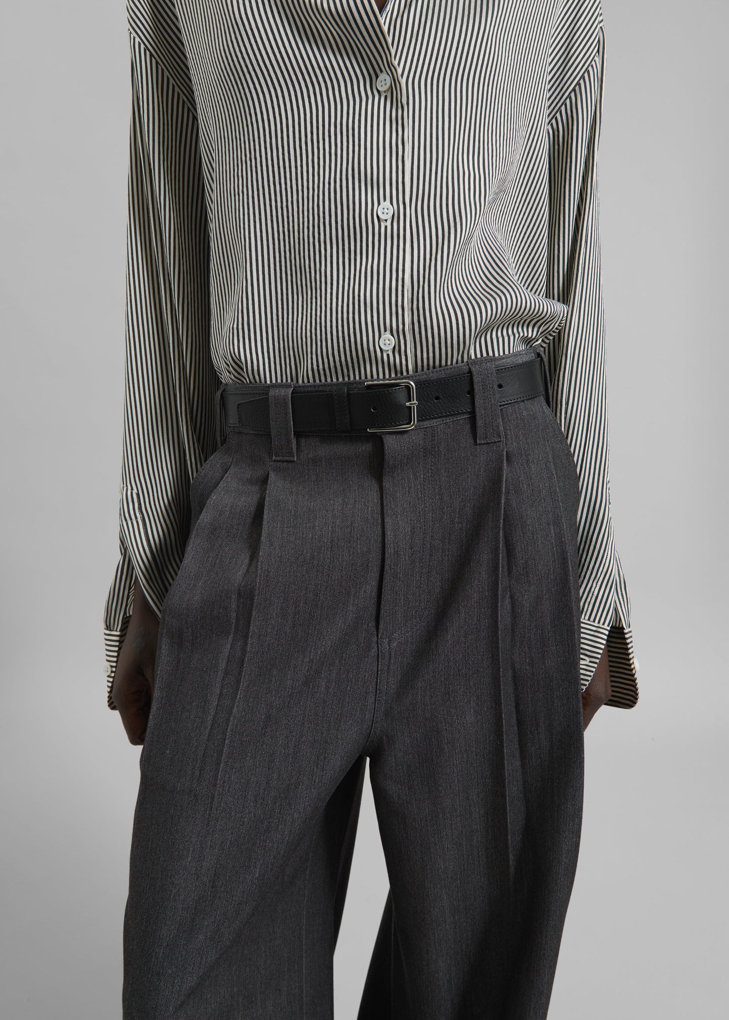 Nellore Pleated Denim Pants - Dark Grey Melange