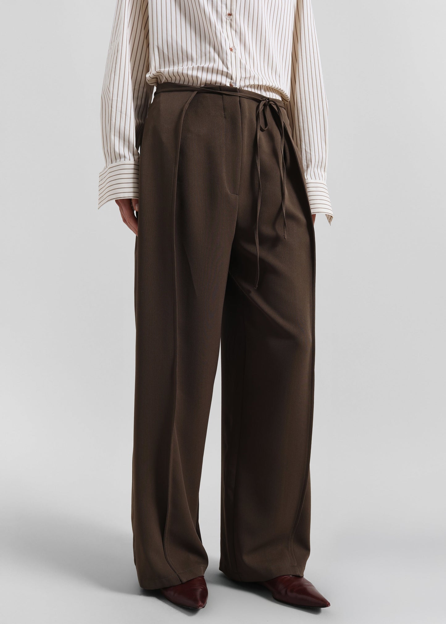 Ravell Pleated Trousers - Brown