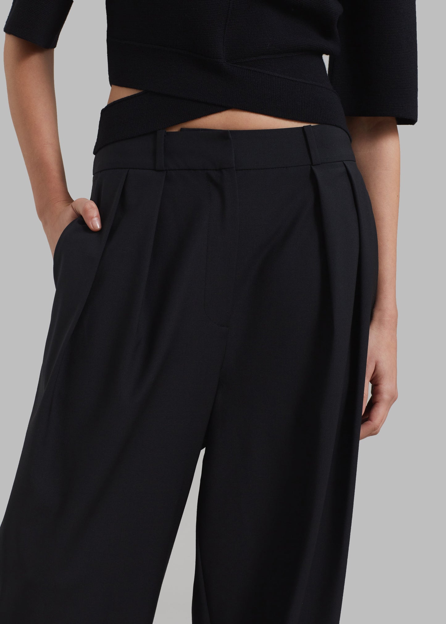 Ripley Pleated Trousers - Black