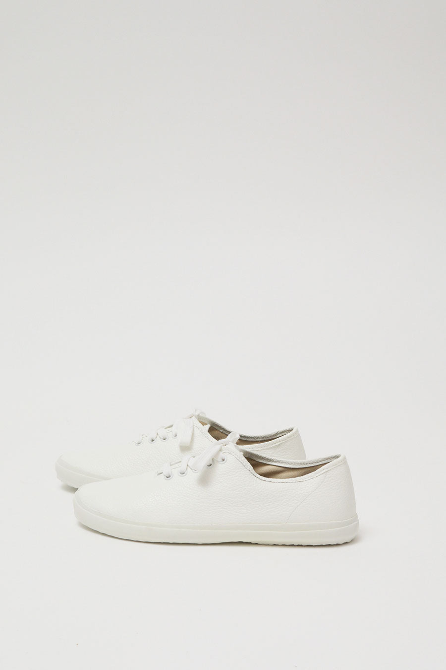 Reproduction of Found 4600 Trainer in White