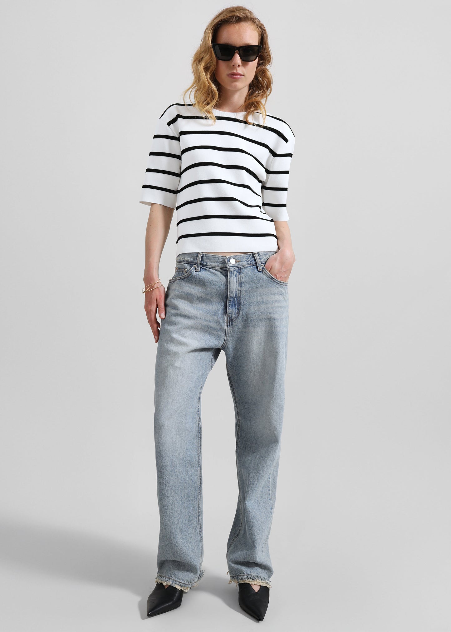Tarmi Straight Leg Jeans - Light Wash