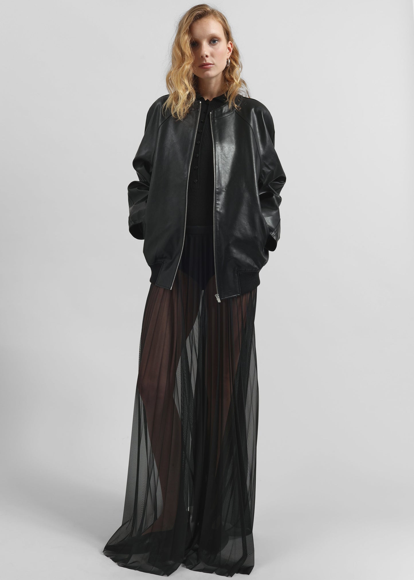 Vallen Pleated Mesh Maxi Skirt - Black