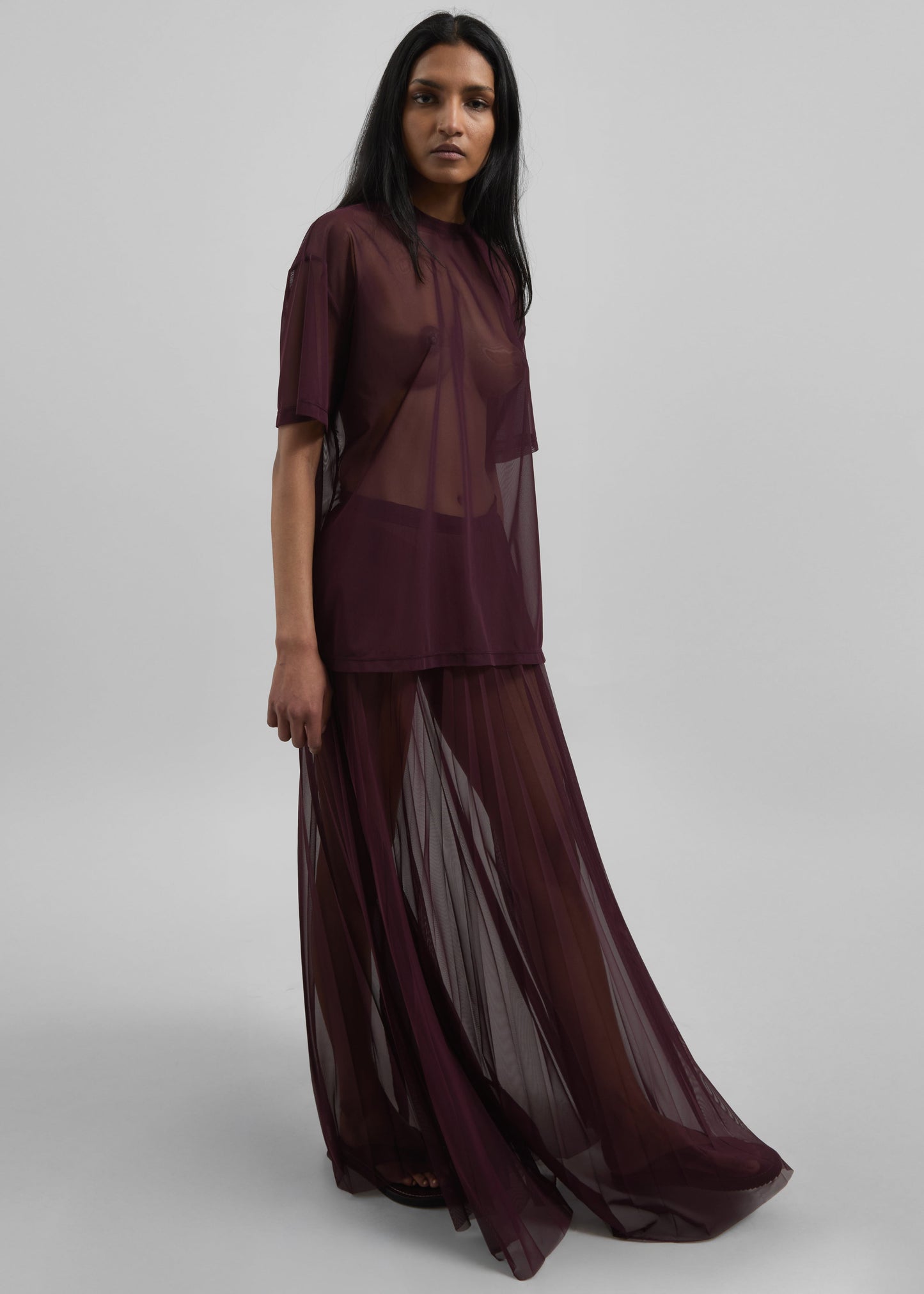 Vallen Pleated Mesh Maxi Skirt - Burgundy