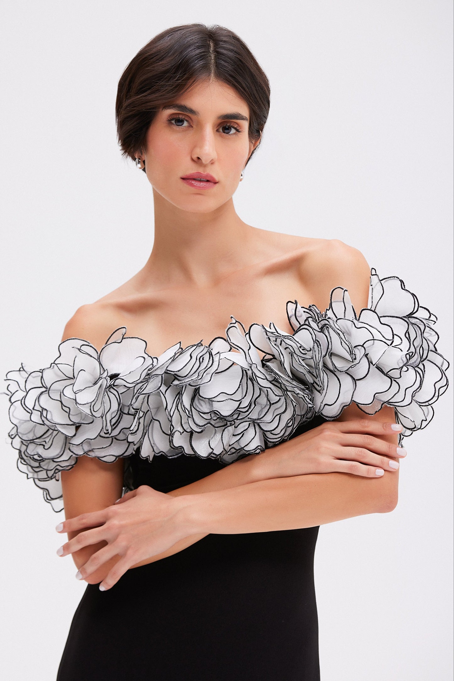 FLUTTER MAXI DRESS (RUNWAY)