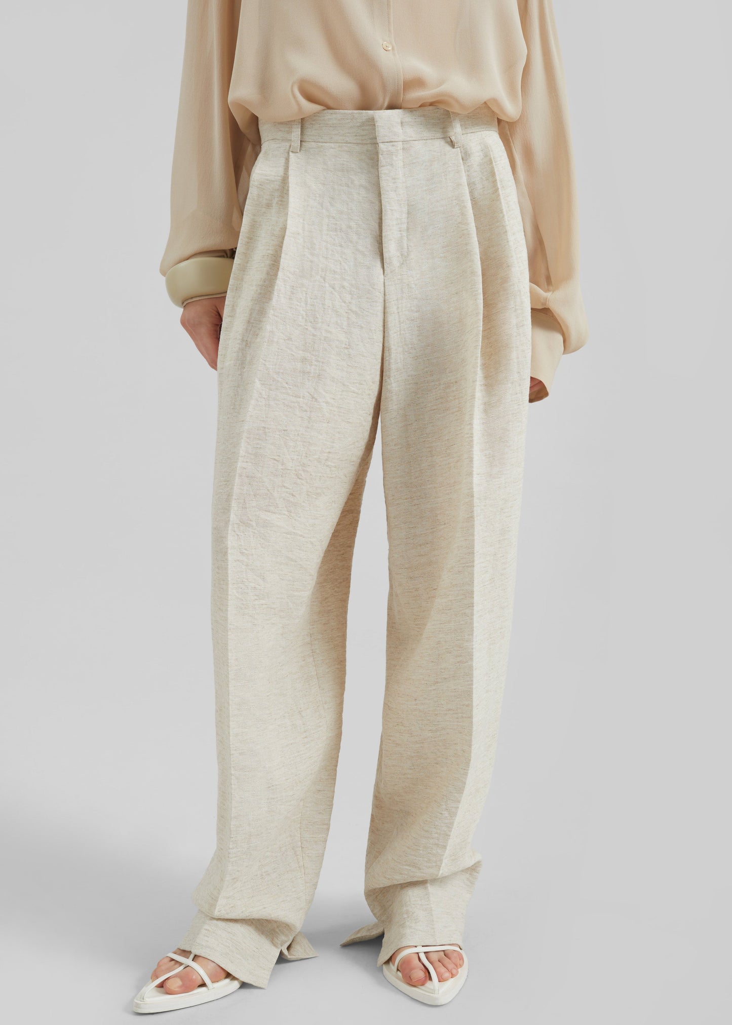 Wendin Pleated Trousers - Beige Melange