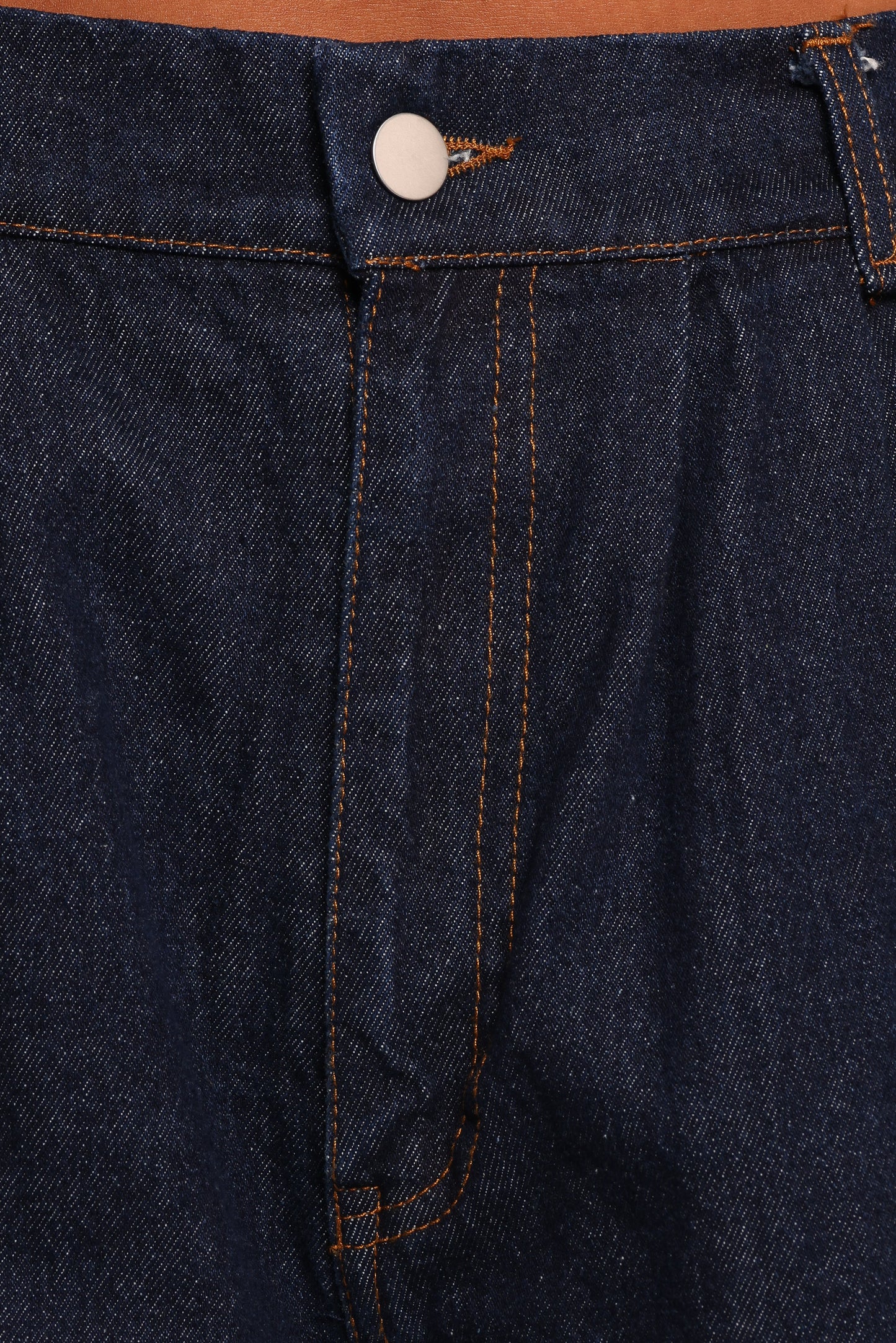 Nylah Pleated Denim Short - Mid Denim