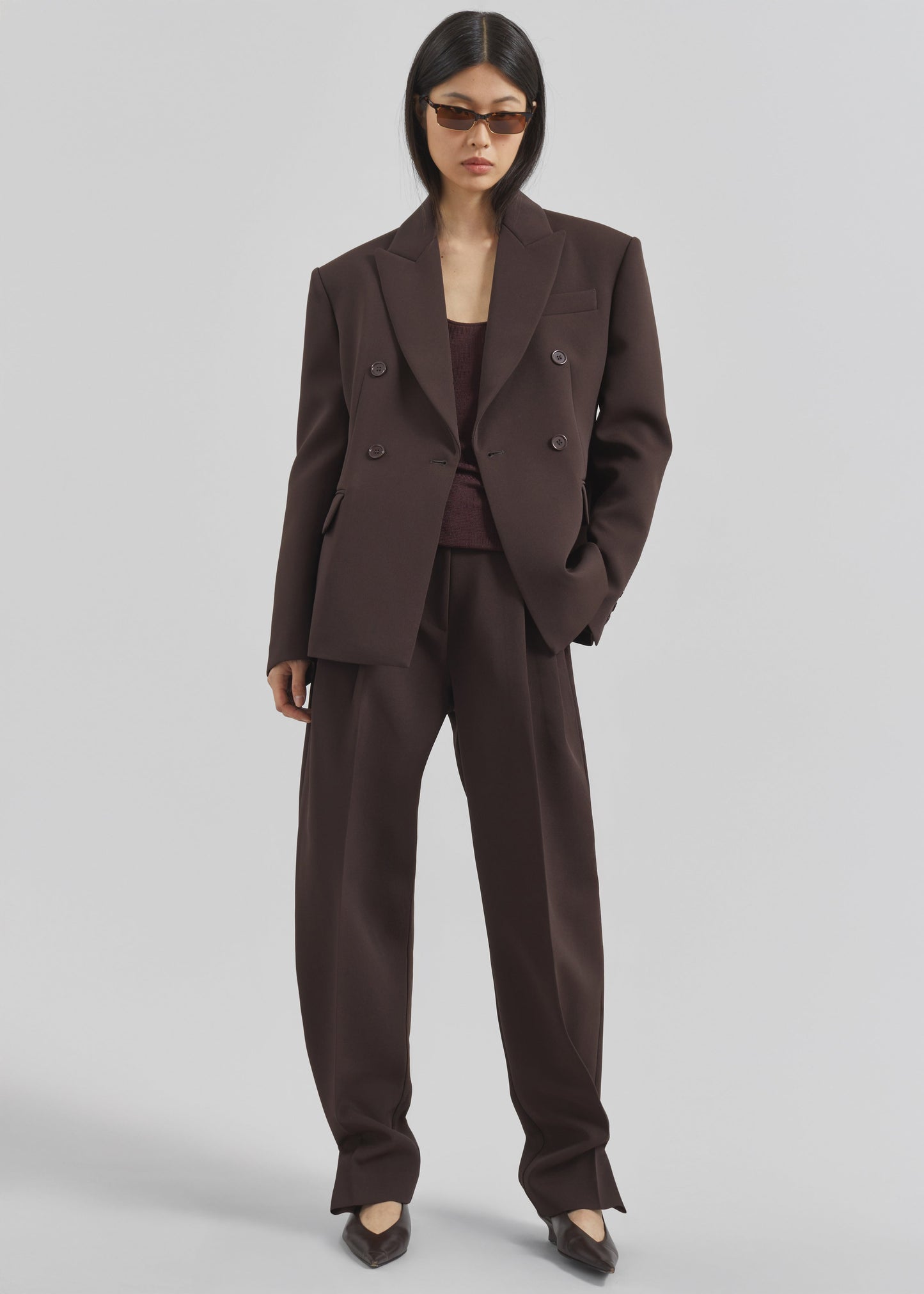 Doyer Pleated Trousers - Brown