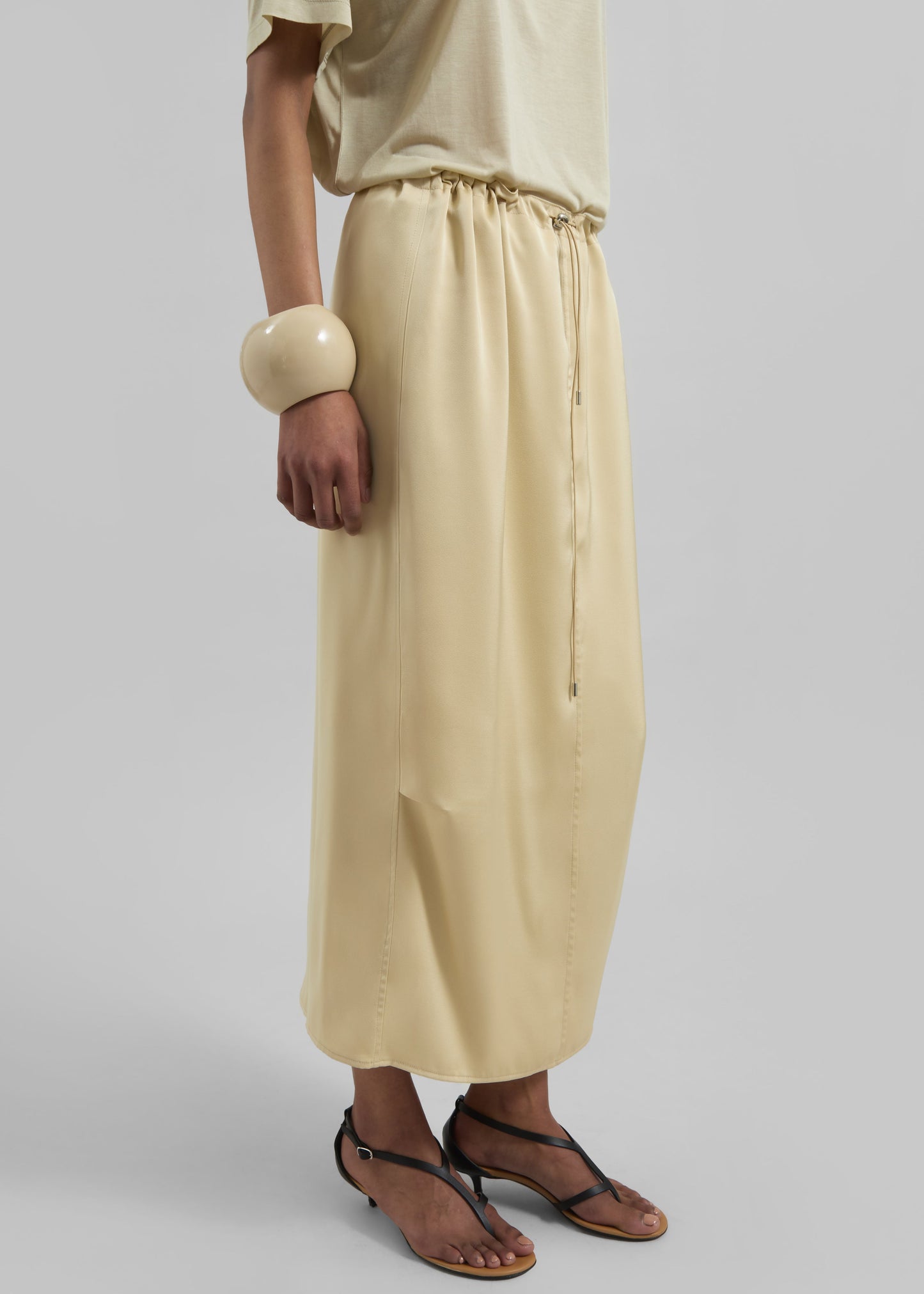 Elvas Satin Midi Skirt - Pale Yellow