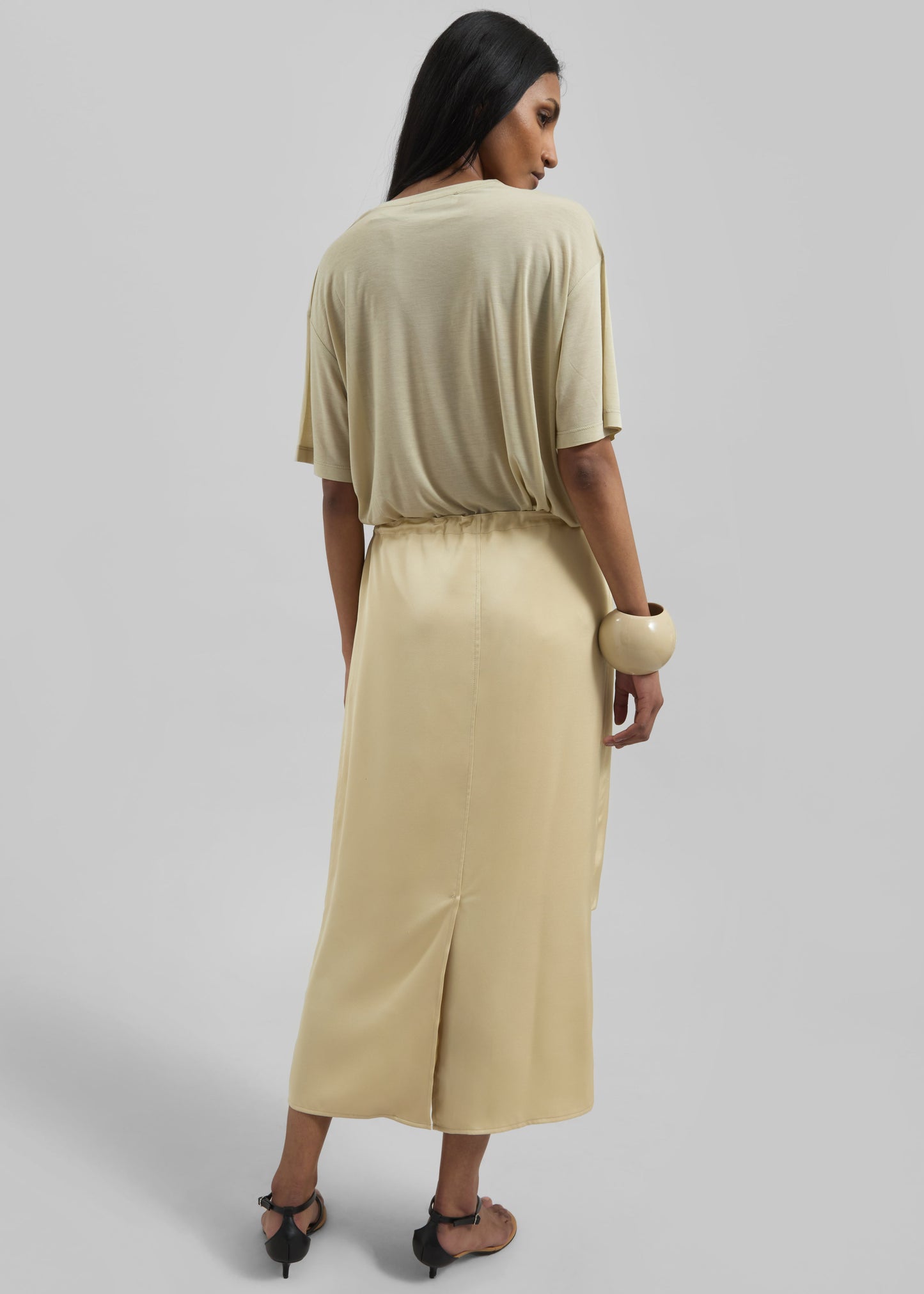 Elvas Satin Midi Skirt - Pale Yellow