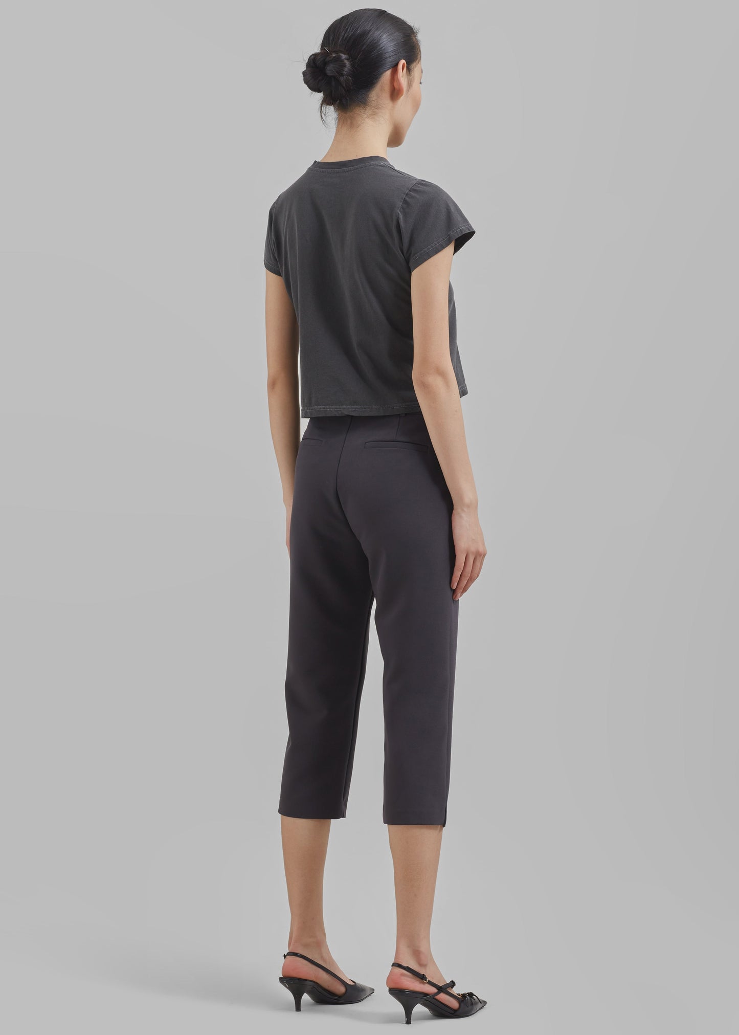 Emersyn Capri Pants - Charcoal