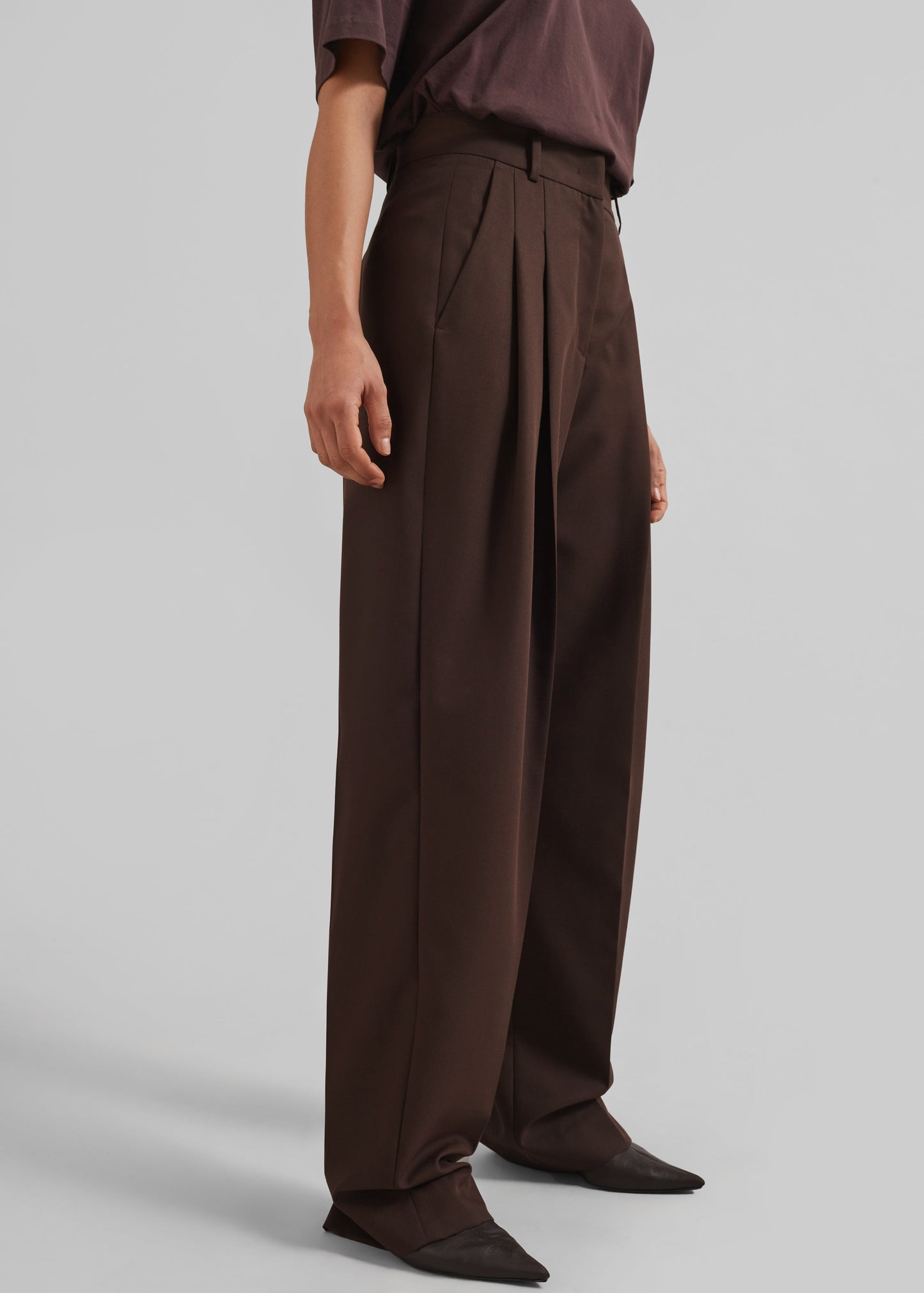 Gelso Pleated Twill Trousers - Brown