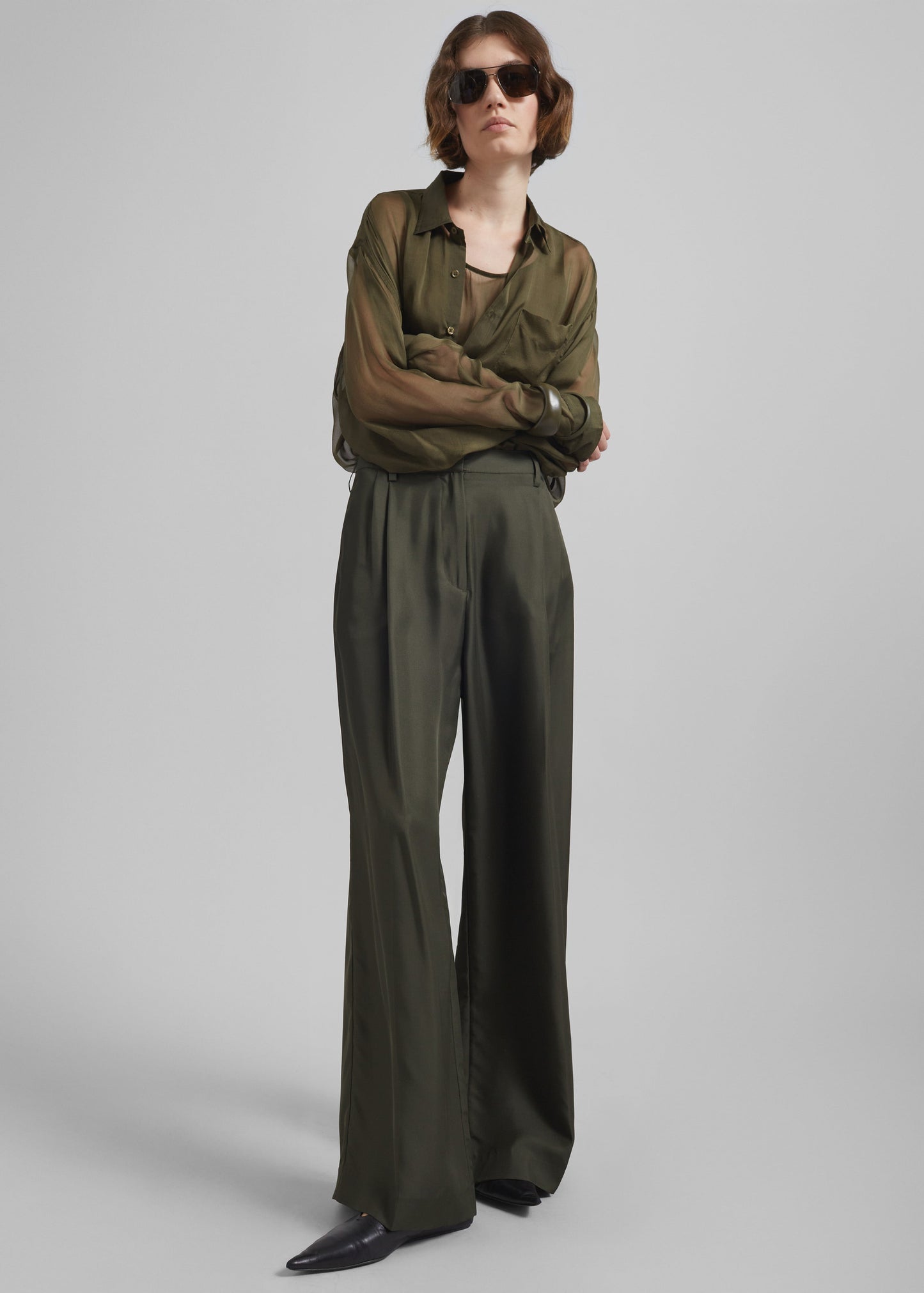 Marfa Pleated Silk Trousers - Khaki