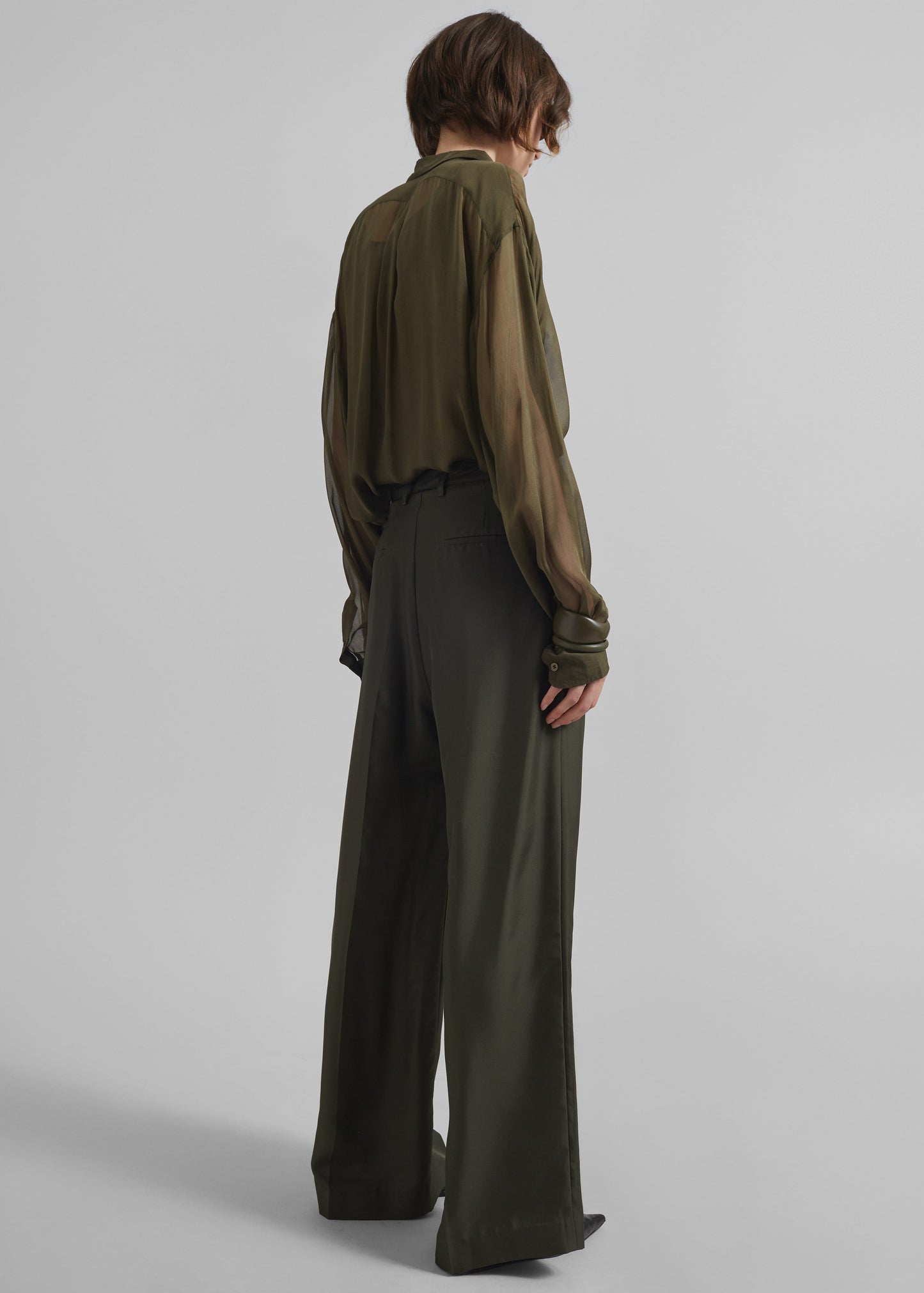 Marfa Pleated Silk Trousers - Khaki