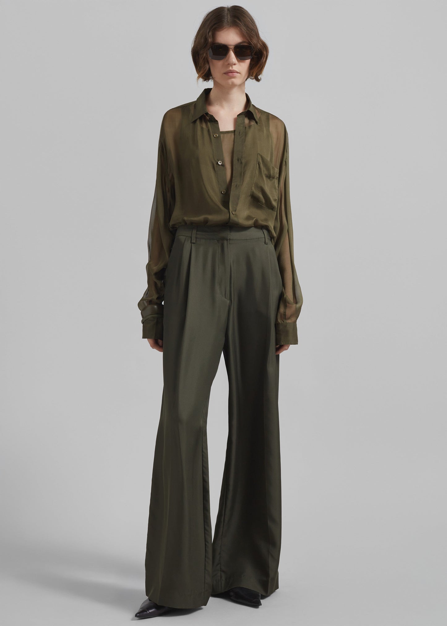 Marfa Pleated Silk Trousers - Khaki