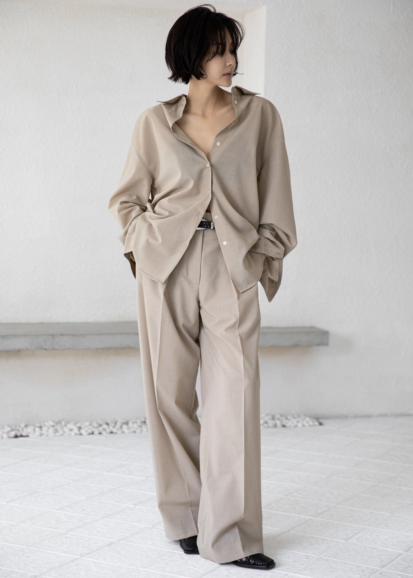 Meslay Sheer Pleated Trousers - Beige