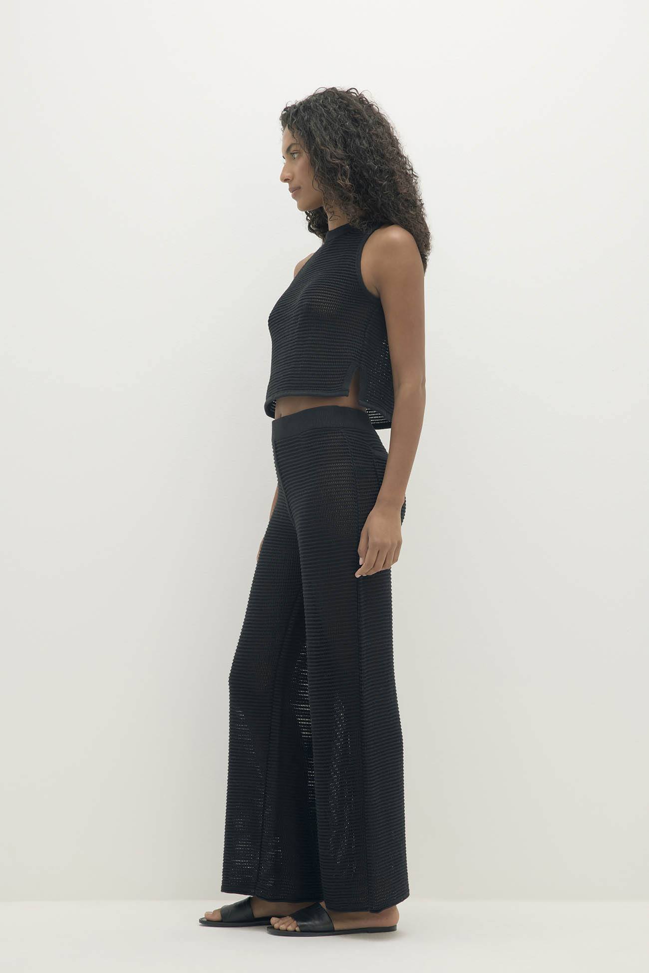 ESSENSE CREWNECK TANK