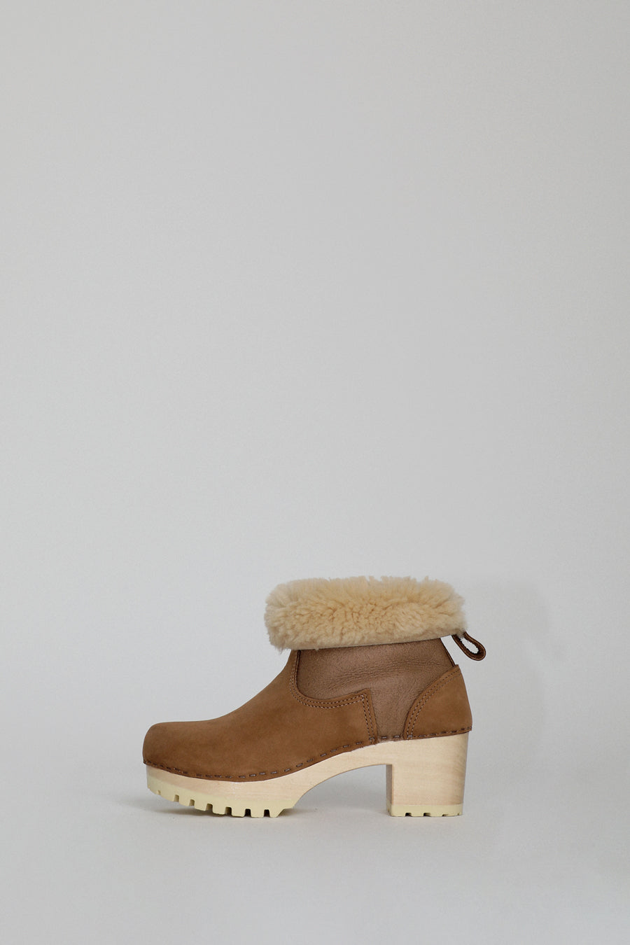 No.6 5" Pull On Shearling Clog Boot on Mid Tread in Honey Aviator on White Base