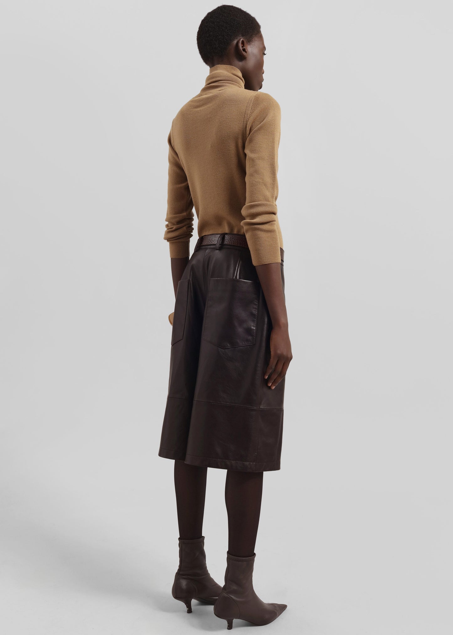 Olivia Leather Bermuda Shorts - Dark Brown