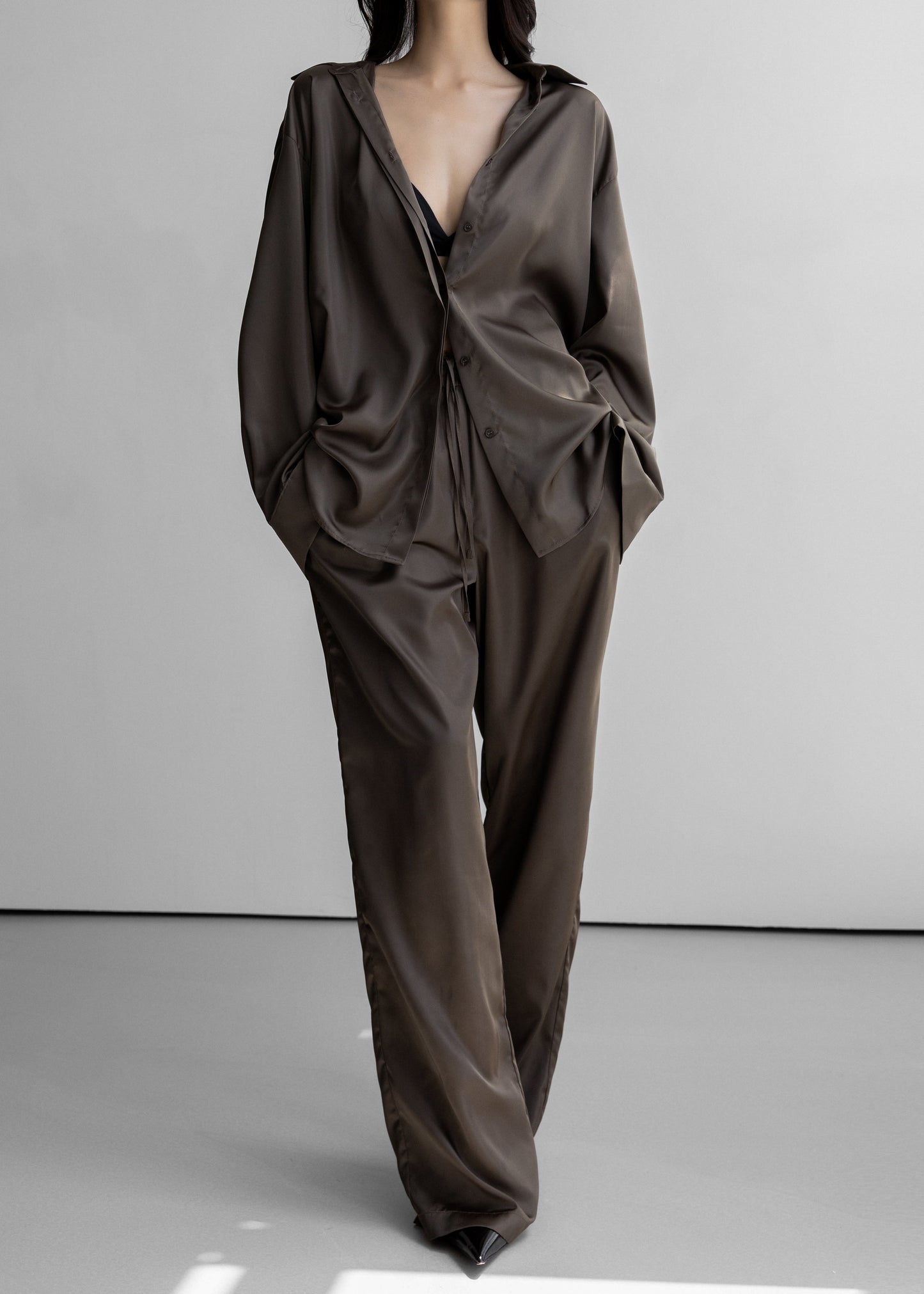 Oskel Satin Pants - Brown