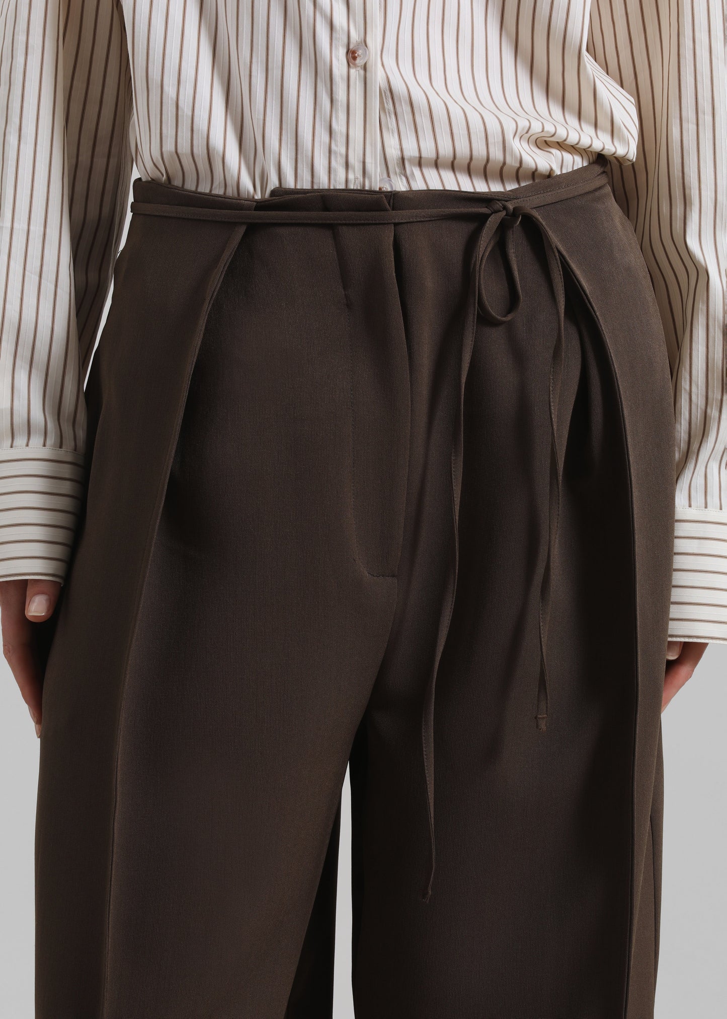Ravell Pleated Trousers - Brown