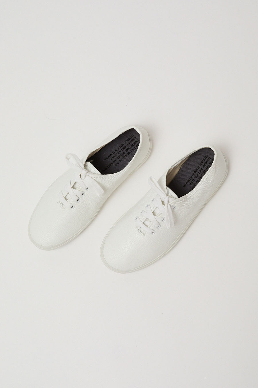 Reproduction of Found 4600 Trainer in White