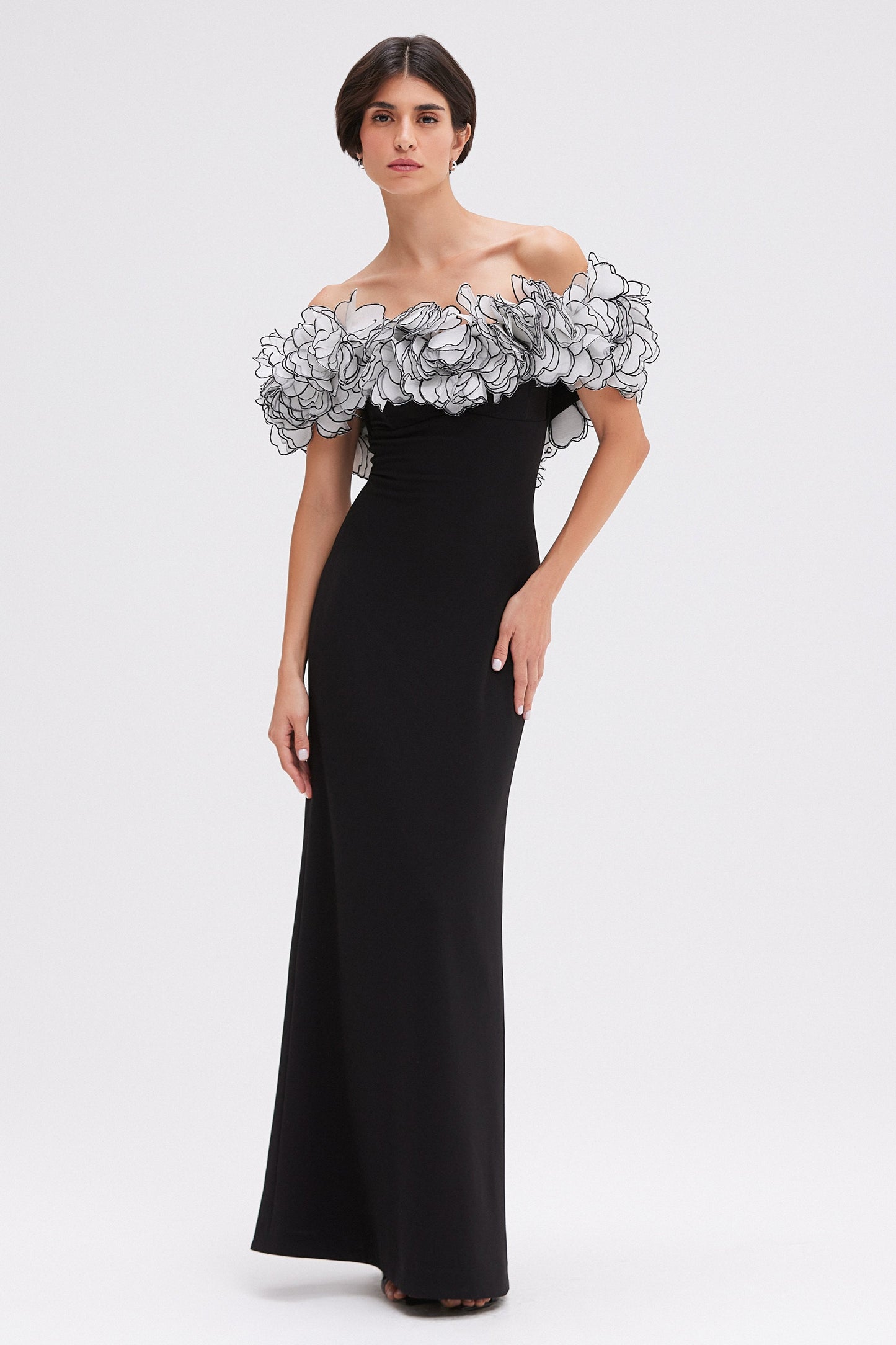 FLUTTER MAXI DRESS (RUNWAY)