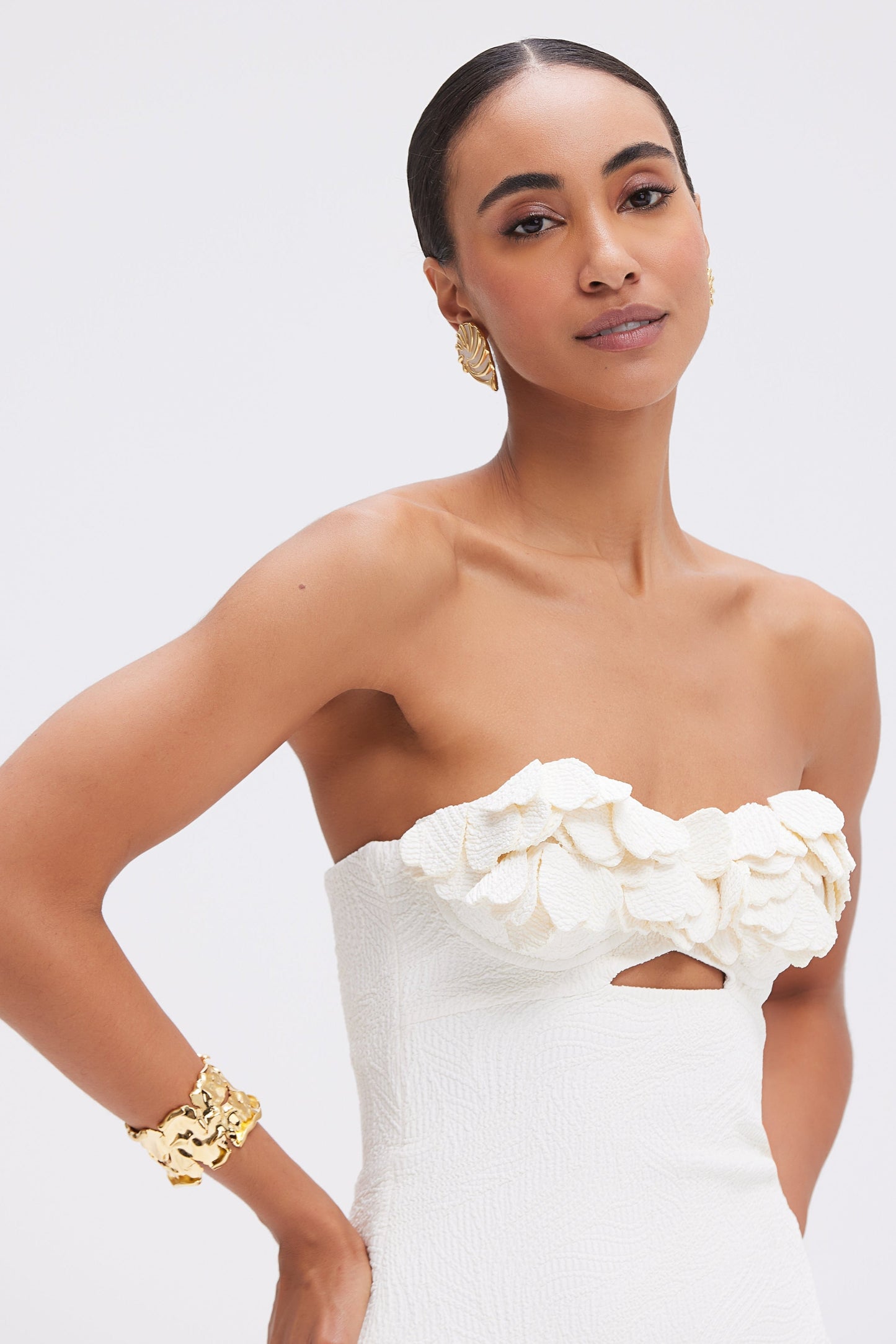 BREEZE JACQUARD FLOWER APPLIQUE MIDI DRESS