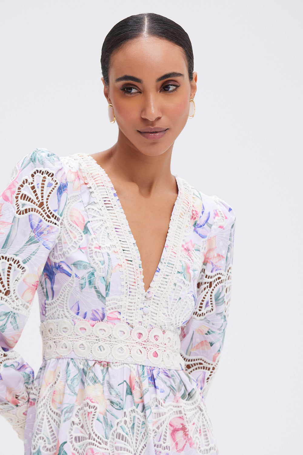 AMARYLLIS EMBROIDERED MIDI DRESS